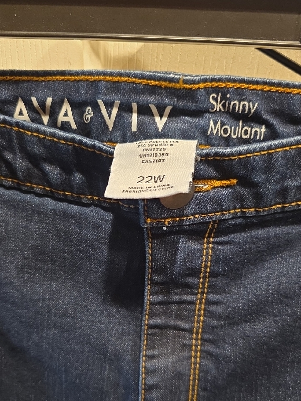 Ava & Viv Women's Skinny Dark Blue Stretch Jeans - Picture 3 of 4